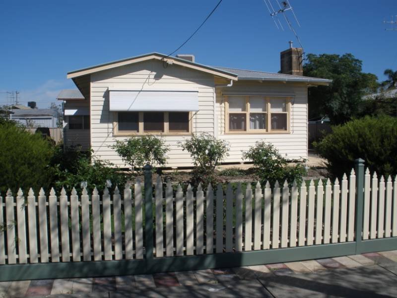 40 Hopetoun Street, Rochester, Vic 3561 Property Details