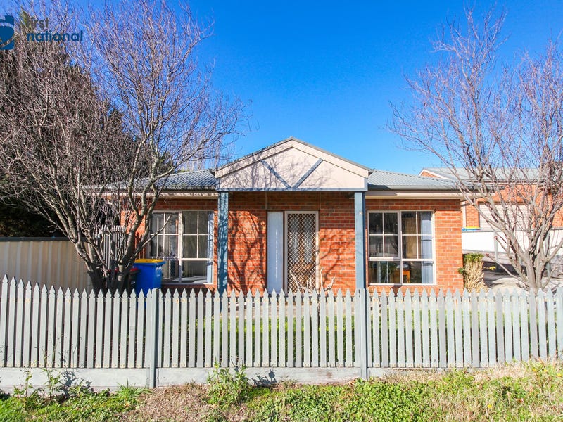 3/24 Rutledge Street, Kilmore, Vic 3764