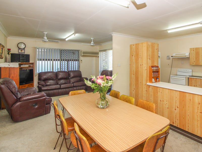 126 Cameron Pde, Wynnum, Qld 4178 Property Details