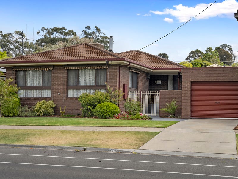 244 Mackenzie Street W, Kangaroo Flat, VIC 3555