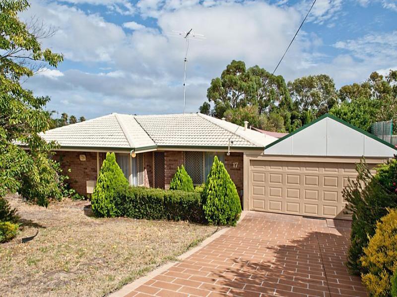 17 Coyle Road, Beldon, WA 6027