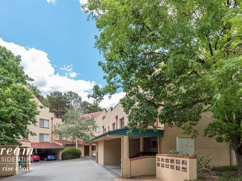 1/10 Tank Street, Phillip, ACT 2606