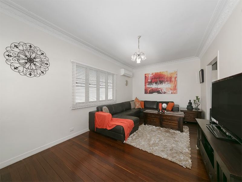 28 Aubigny Street, Annerley, Qld 4103 Property Details