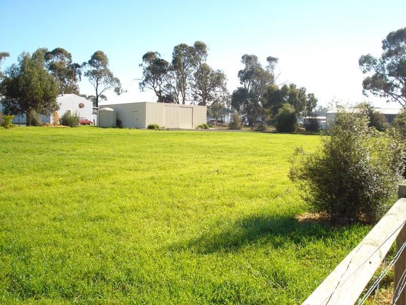 5 Church Street, Carisbrook, VIC 3464