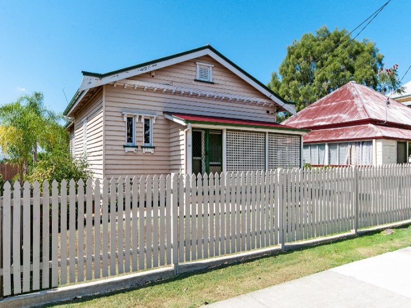 27 Quarry Street, Ipswich, Qld 4305 Property Details