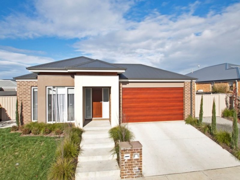 27 Graduate Place, Traralgon, Vic 3844 Property Details