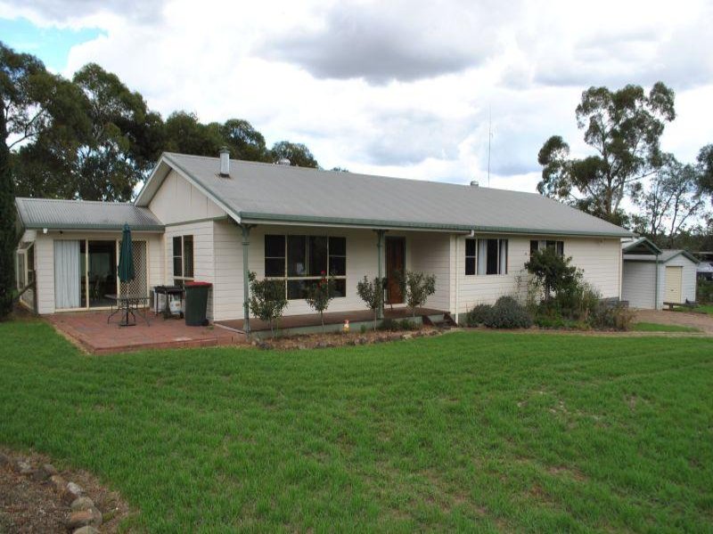 27 Boree Street, Cudal, NSW 2864