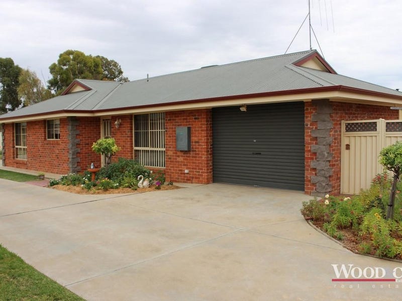 4/74 Stradbroke Avenue, Swan Hill, VIC 3585