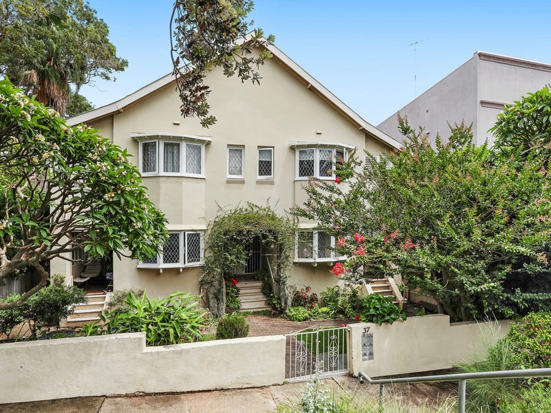 1/37 Arcadia Street, Coogee, NSW 2034 Property Details