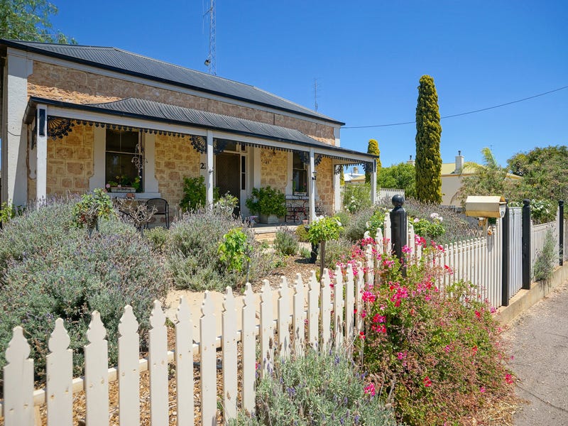21 Robert Street, Moonta, SA 5558