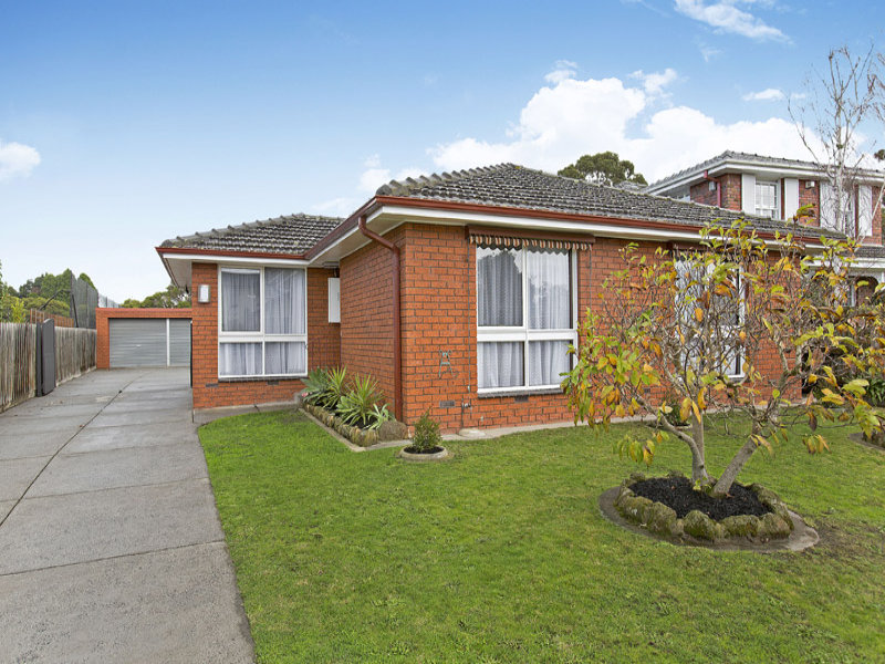 14 Golfwood Close, Dingley Village, VIC 3172