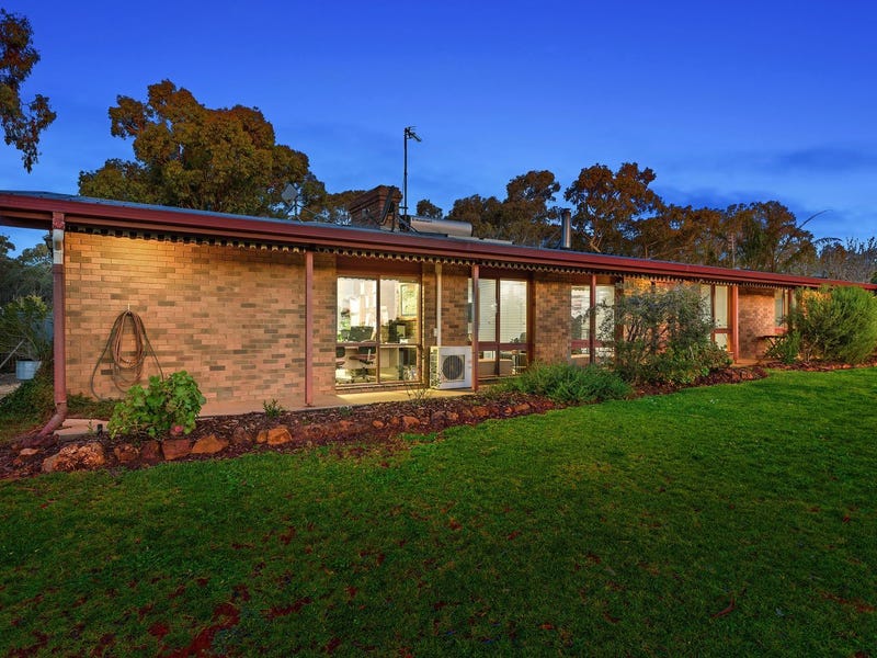 661 Lockwood Road, Lockwood, Vic 3551 Property Details