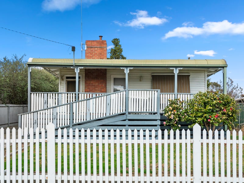 15 Perrin Street, Seymour, Vic 3660 House for Sale