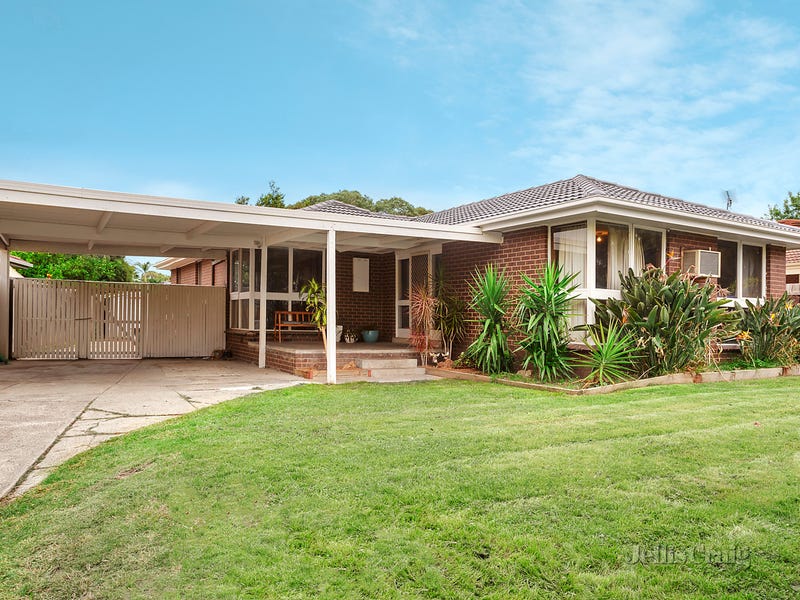 30 Sandhurst Road, Wantirna, Vic 3152 Property Details