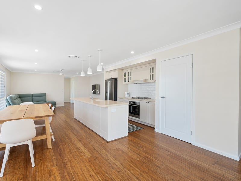 39 Birkdale Circuit, North Lakes, QLD