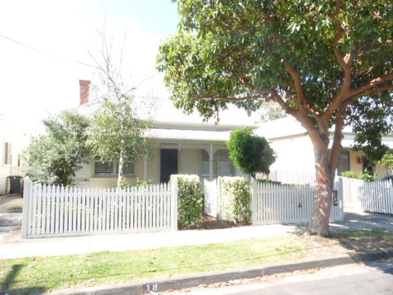 18 Waratah Street, Geelong West, VIC 3218