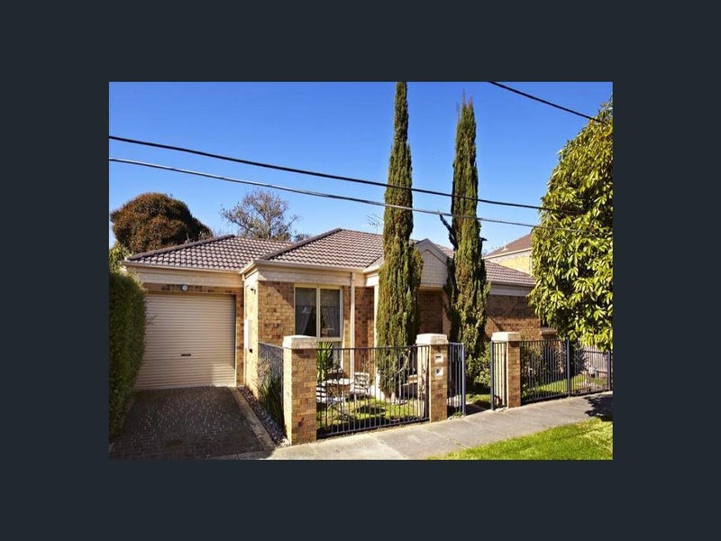 8 Ozone Street, Hampton, VIC 3188 - realestate.com.au