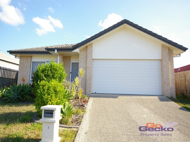 7 Lovely Court, Redbank Plains, QLD 4301