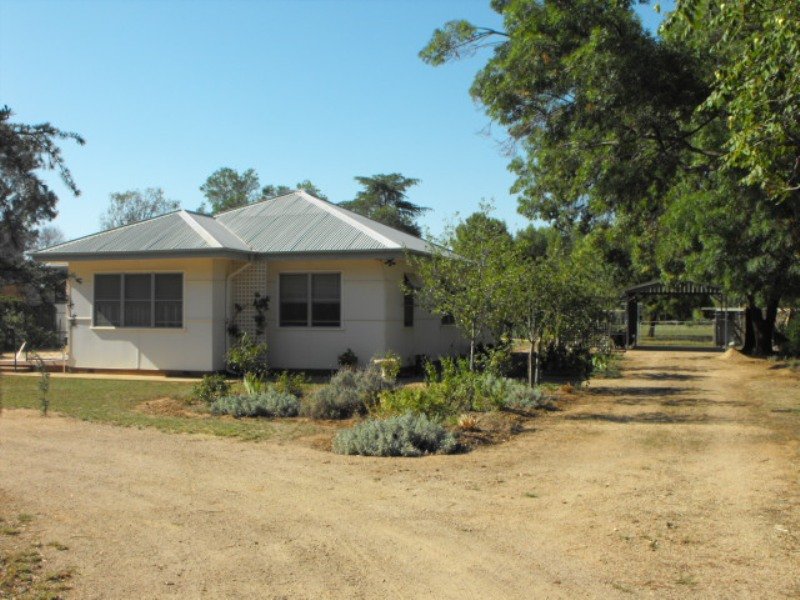13 KELLY ROAD, Parkes, NSW 2870 Property Details