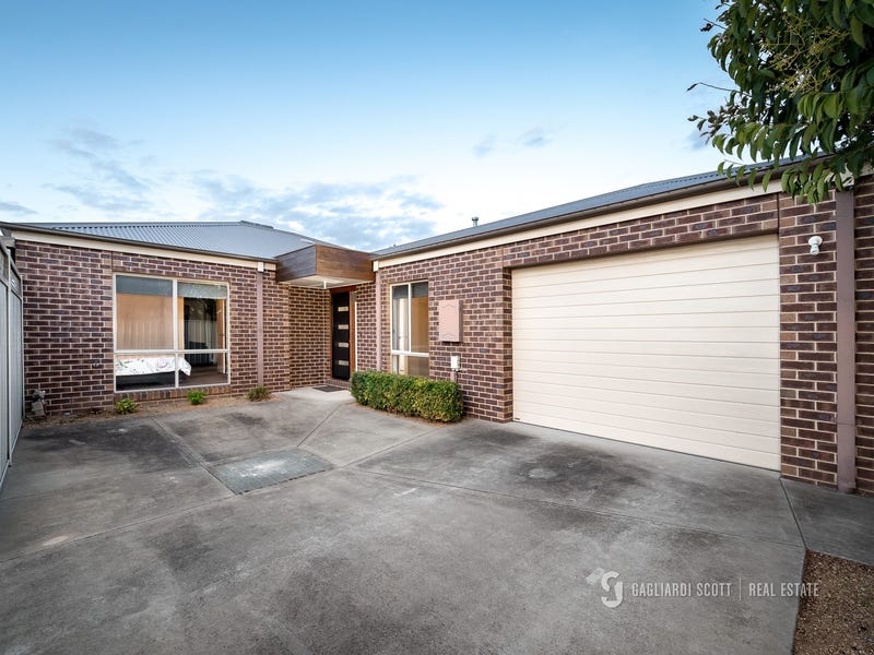 2/17 Dunkirk Avenue, Shepparton, Vic 3630 Property Details