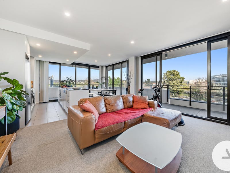 33/44 Macquarie Street, Barton, ACT 2600 Apartment for Sale