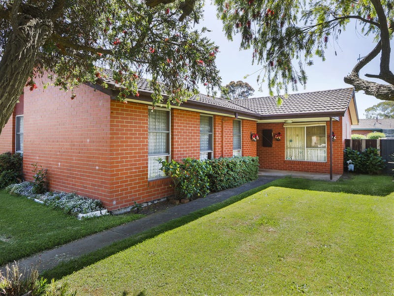 10 Chalmer Court, Sale, Vic 3850 Property Details