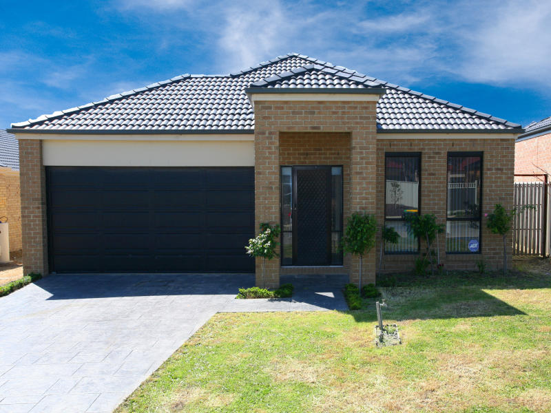 41 The Circuit, Pakenham, Vic 3810 Property Details