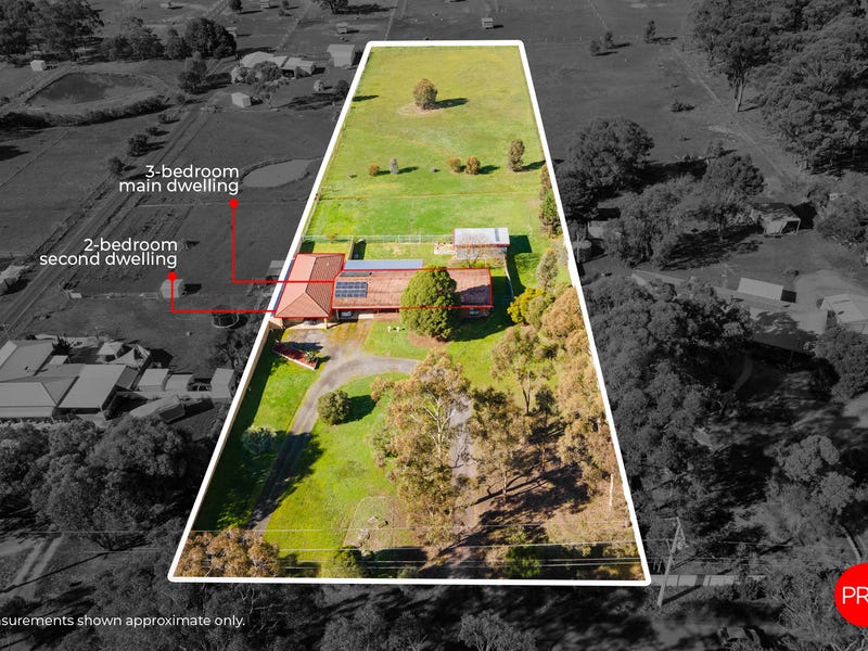 76 Racecourse Road, Ascot, Vic 3551 Property Details