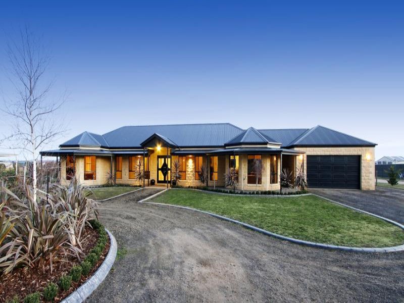 97 Sovereign Drive, Wurruk, Vic 3850 Property Details