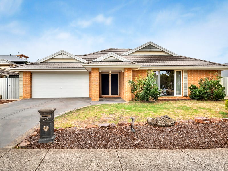 246 Flaxen Hills Road, Doreen, VIC 3754