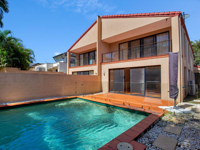 47 Winchester Street, Southport, Qld 4215 Property Details