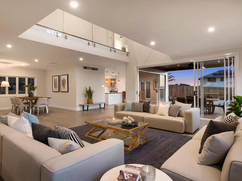 53 Empress Drive, Carindale, QLD 4152