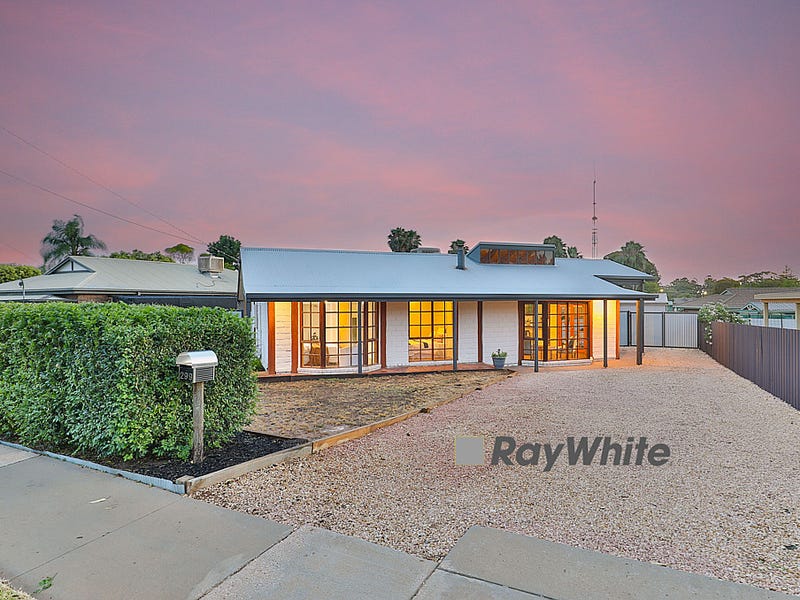 299 Tenth Street, Mildura, Vic 3500 Property Details