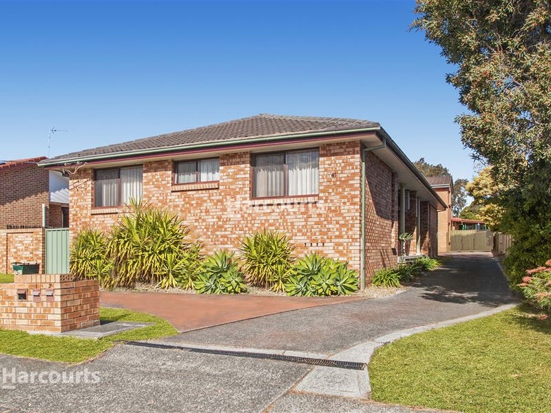 2/41 Griffiths Street, Oak Flats, NSW 2529
