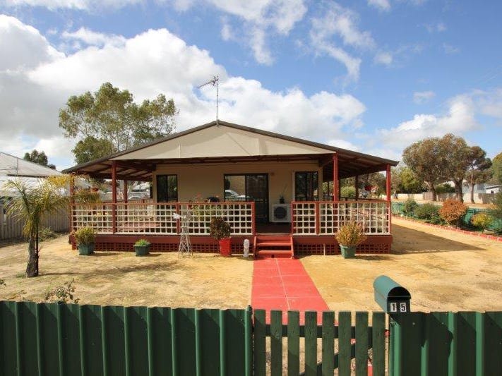 15 Westral Street, Bruce Rock, WA 6418
