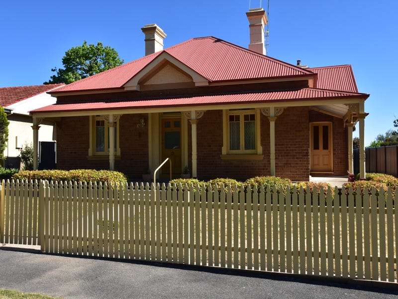 194 March Street, Orange, NSW 2800 Property Details