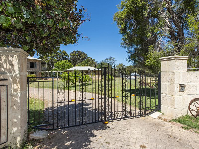 56 Hermitage Drive, The Vines, WA 6069