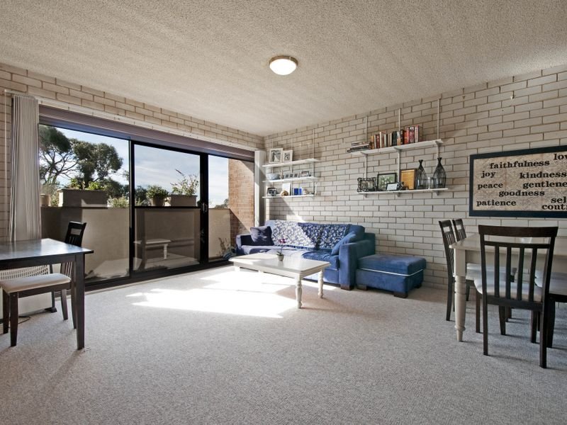 Unit 9,26 Springvale Drive, Hawker, ACT 2614 Property Details