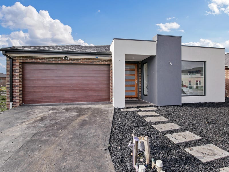 11 Apsley Drive, Mickleham, Vic 3064 Property Details