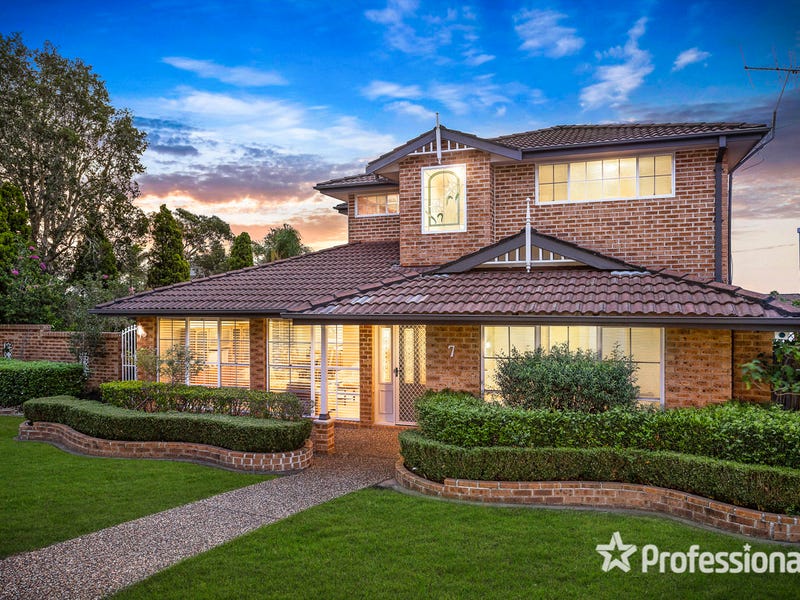 7 Royal Oak Drive, Alfords Point, NSW 2234