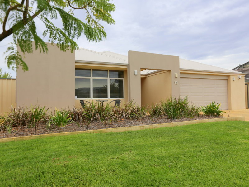 10 Wisely Court, Aubin Grove, WA 6164