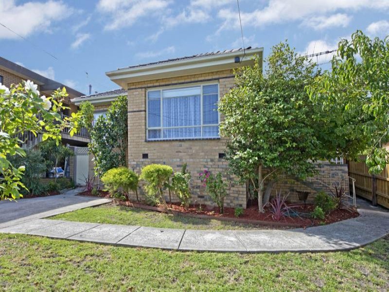 16 McMahons Road, Coburg, Vic 3058 Property Details