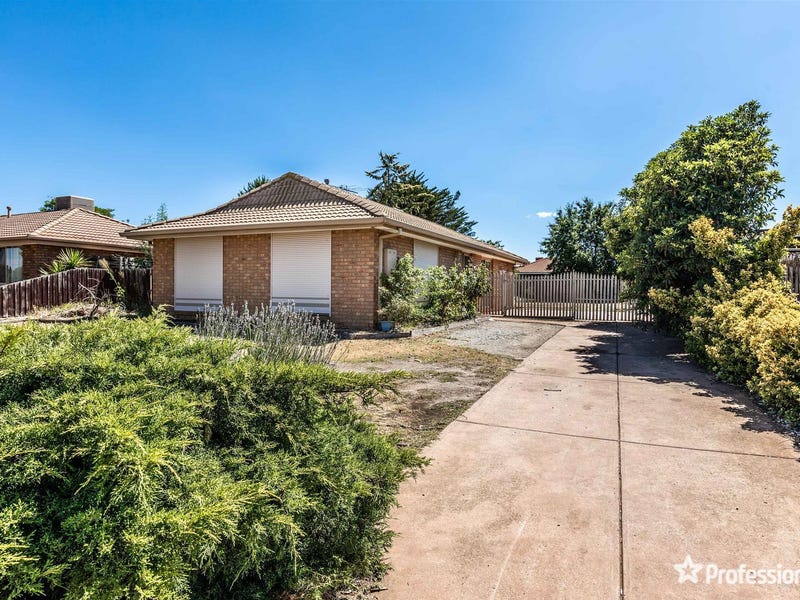 157 Exford Road, Melton South, Vic 3338 157 Exford Road, Melton South, Vic 3338