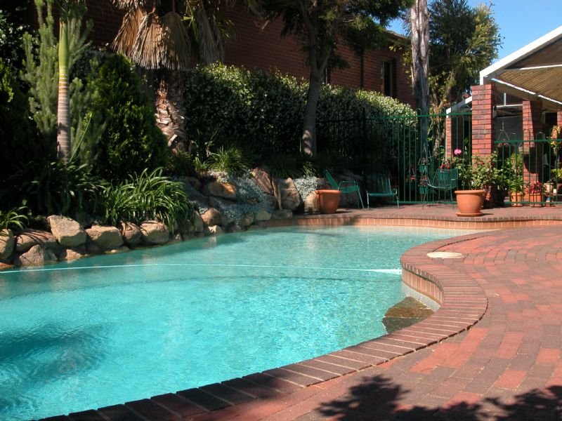 27 Kinross Crescent, Floreat, WA 6014 Property Details