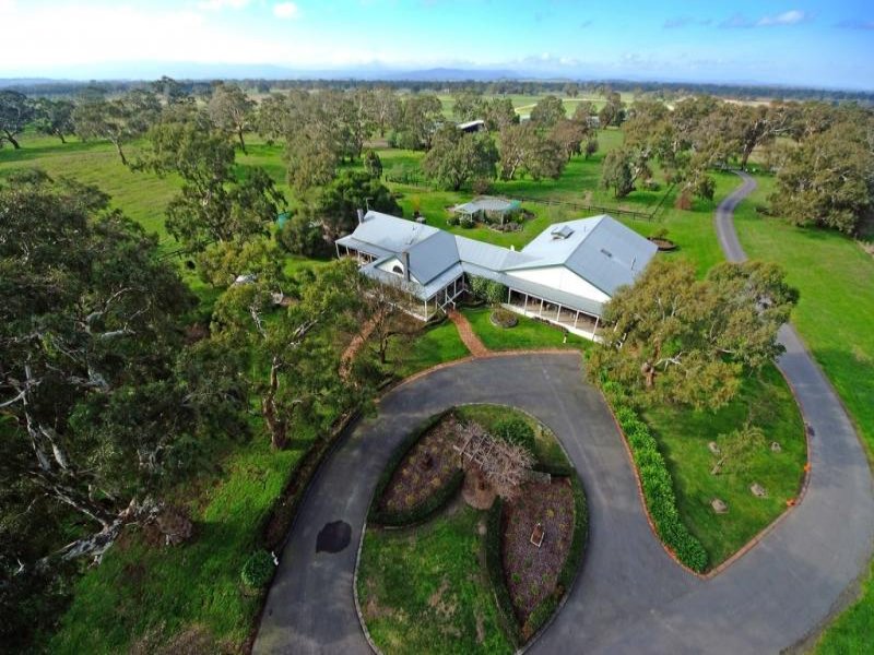 810 Epping Road, Wollert, Vic 3750 Property Details