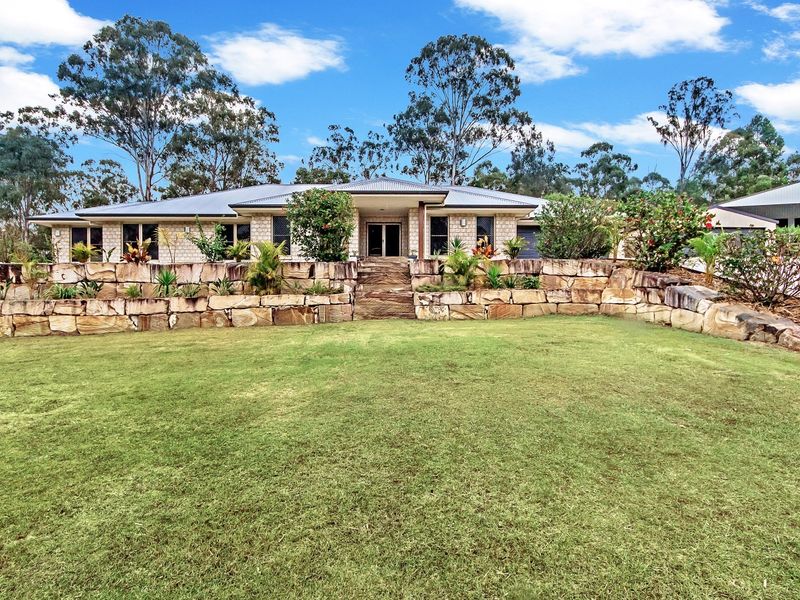 15 Josette Place, Pine Mountain, QLD 4306