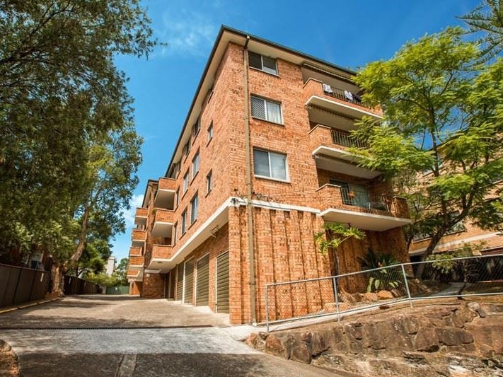 17/33 Meadow Crescent, Meadowbank, NSW 2114 Property Details