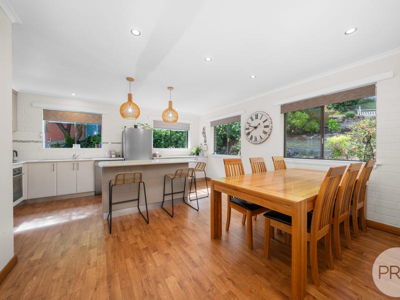 7 Cottesloe Street, Lindisfarne, Tas 7015 House for Sale realestate