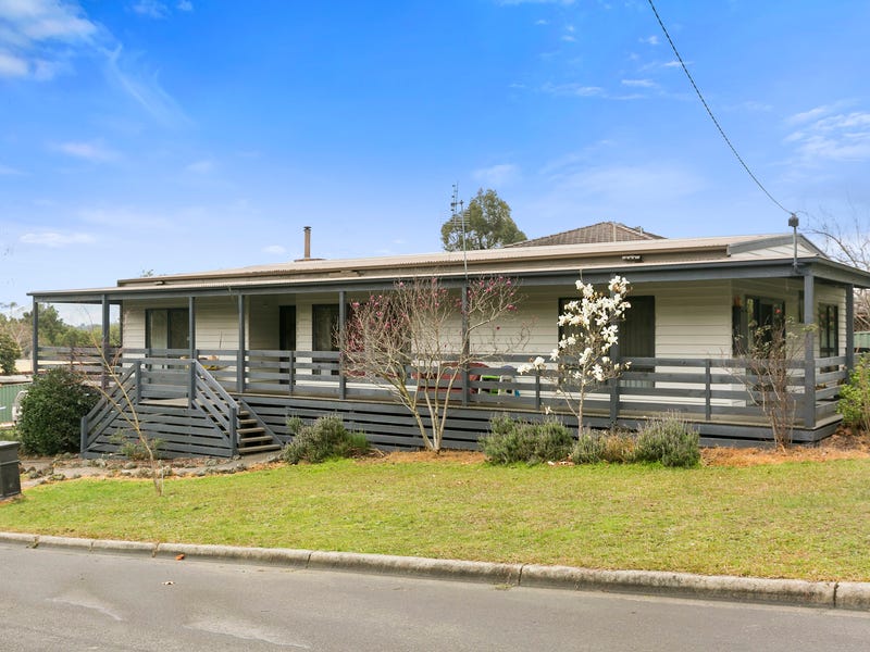1 Merrigum Lane, Launching Place, VIC 3139