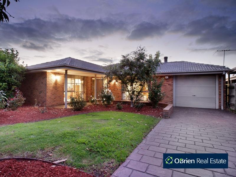 163 Mansfield Street, Berwick, VIC 3806